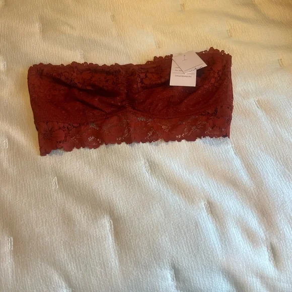 Auden stylish Auburn Color Bandeau Bra with Romantic Lace Design - Picture 3 of 6